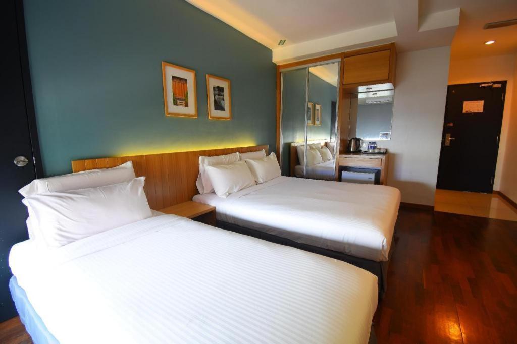 Quayside Hotel Malacca Extérieur photo