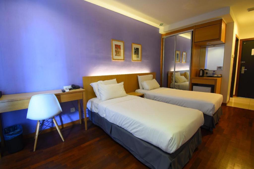 Quayside Hotel Malacca Extérieur photo