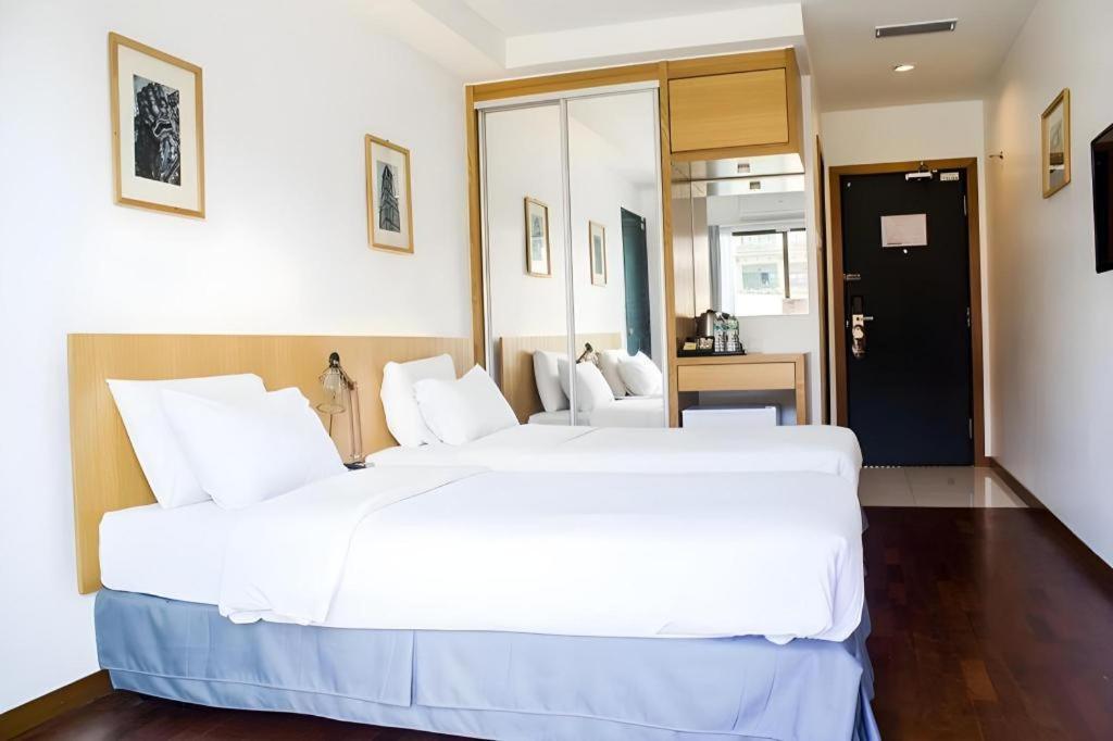 Quayside Hotel Malacca Extérieur photo