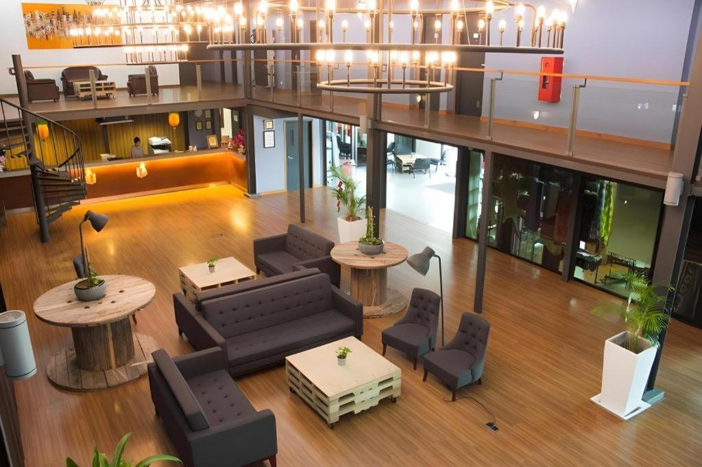 Quayside Hotel Malacca Extérieur photo