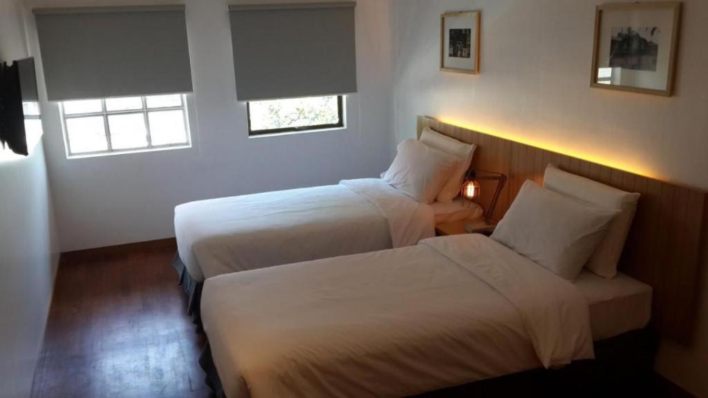 Quayside Hotel Malacca Extérieur photo